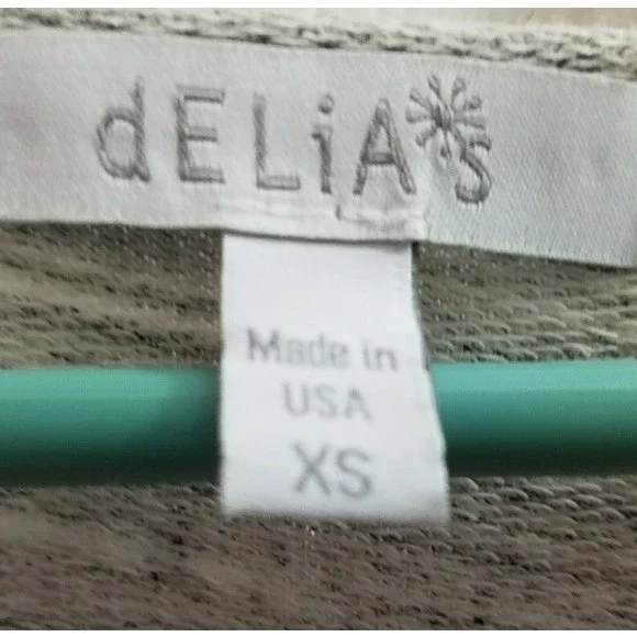 Dream it Believe It Achieve It Sweatshirt - Picture 2 of 3